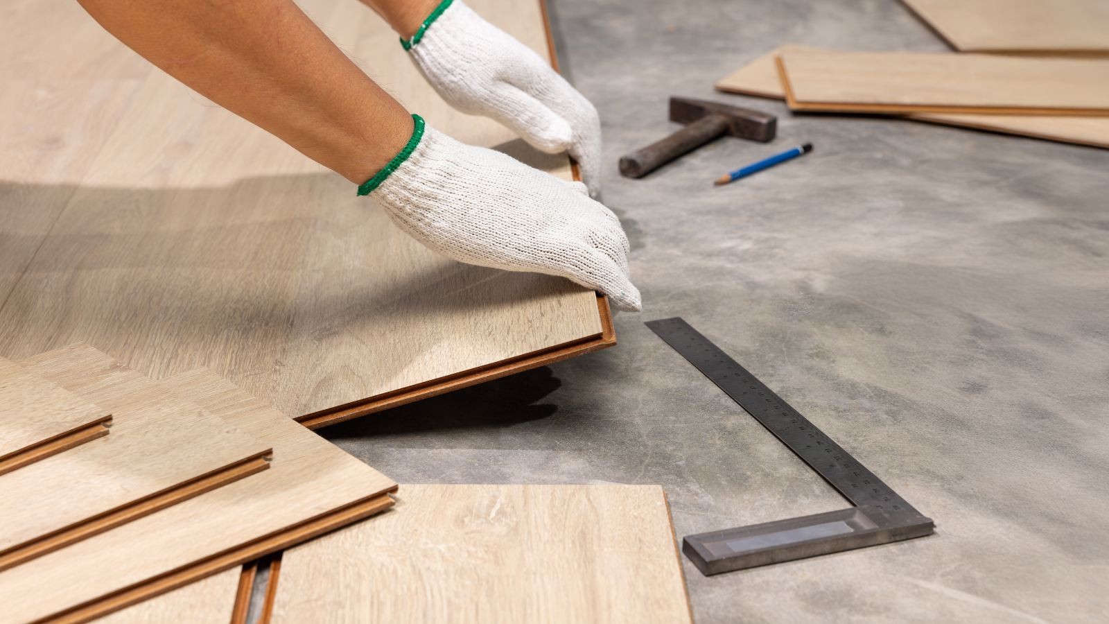 Manutenção de Pisos Vinílicos: Dicas para Prolongar a Vida Útil