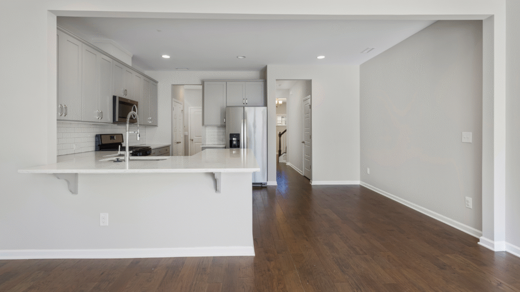 Manutenção de Pisos Vinílicos: Dicas para Prolongar a Vida Útil